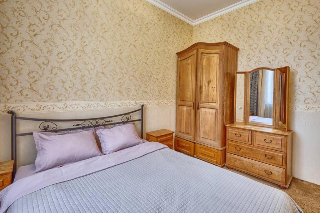 Apartment Near Bessarabsky Square Kiev Luaran gambar