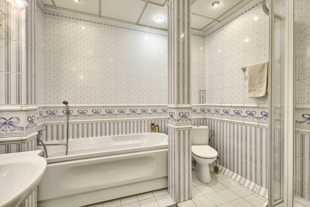 Apartment Near Bessarabsky Square Kiev Luaran gambar