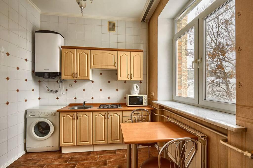 Apartment Near Bessarabsky Square Kiev Luaran gambar