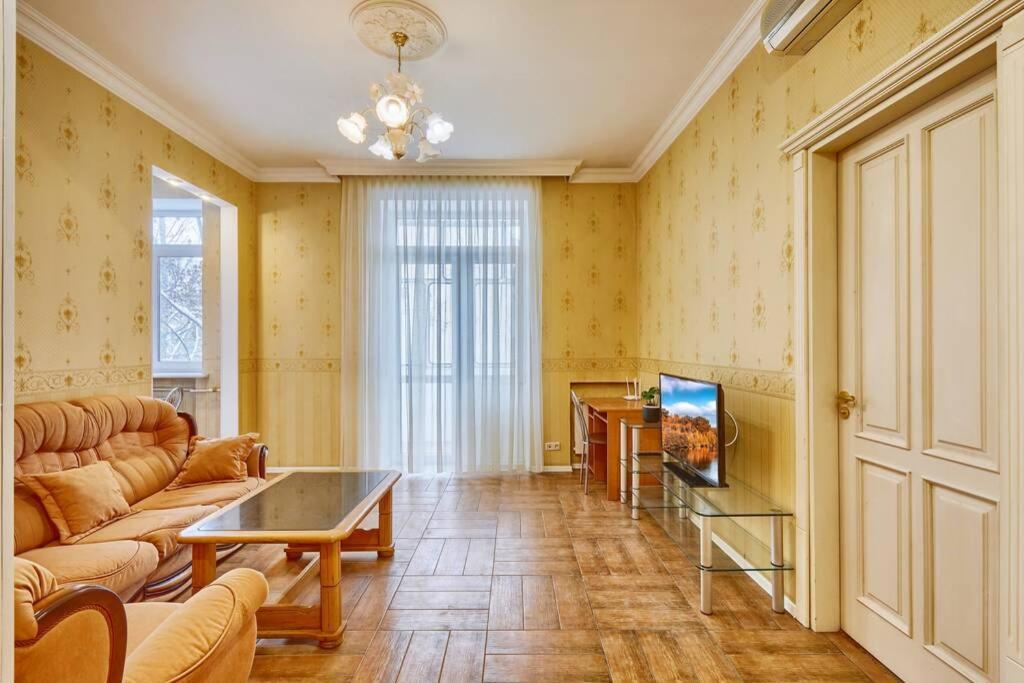 Apartment Near Bessarabsky Square Kiev Luaran gambar