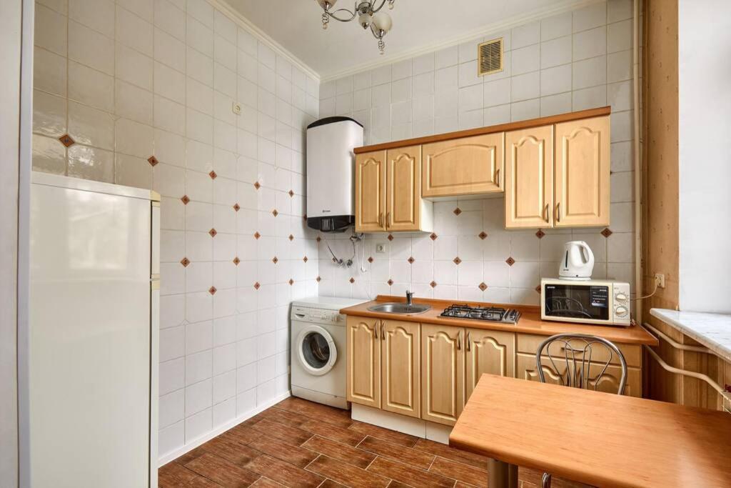 Apartment Near Bessarabsky Square Kiev Luaran gambar